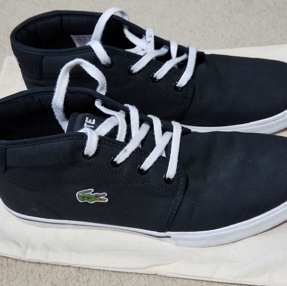 Lacoste shoes - Picture 1 of 4
